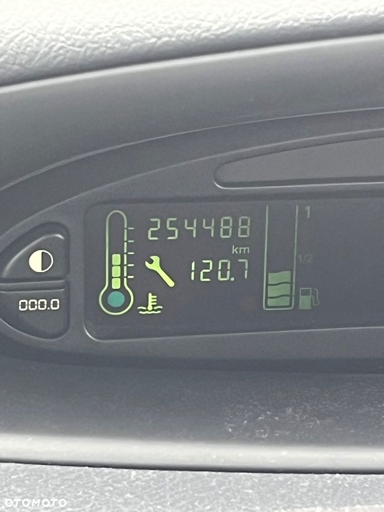 Citroën Xsara Picasso - 9
