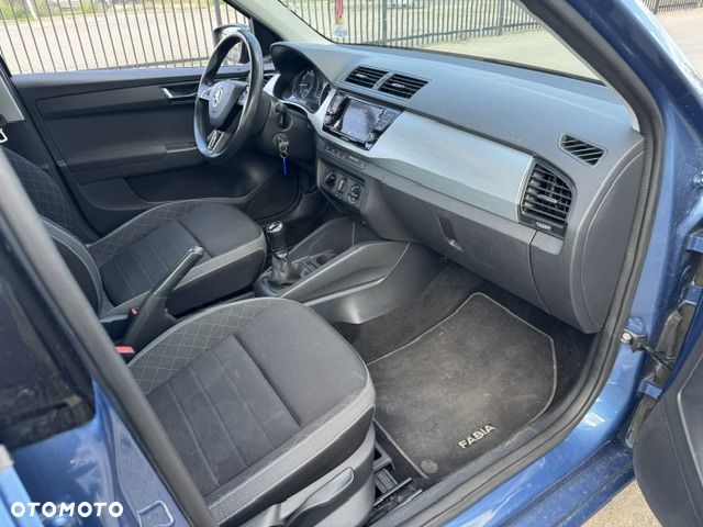 Skoda Fabia 1.0 TSI Active - 2