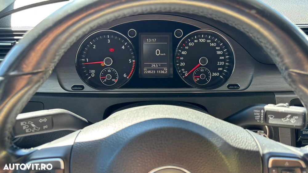 Volkswagen Passat - 7