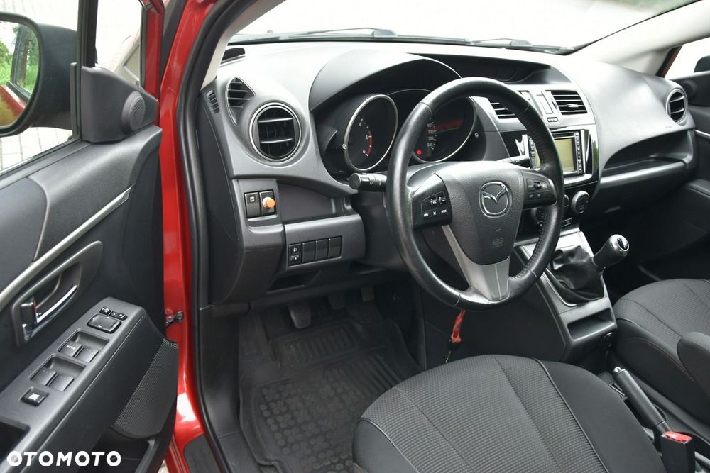 Mazda 5 - 15
