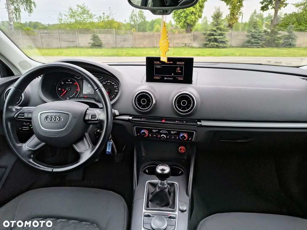 Audi A3 Sportback 1.6 TDI - 19