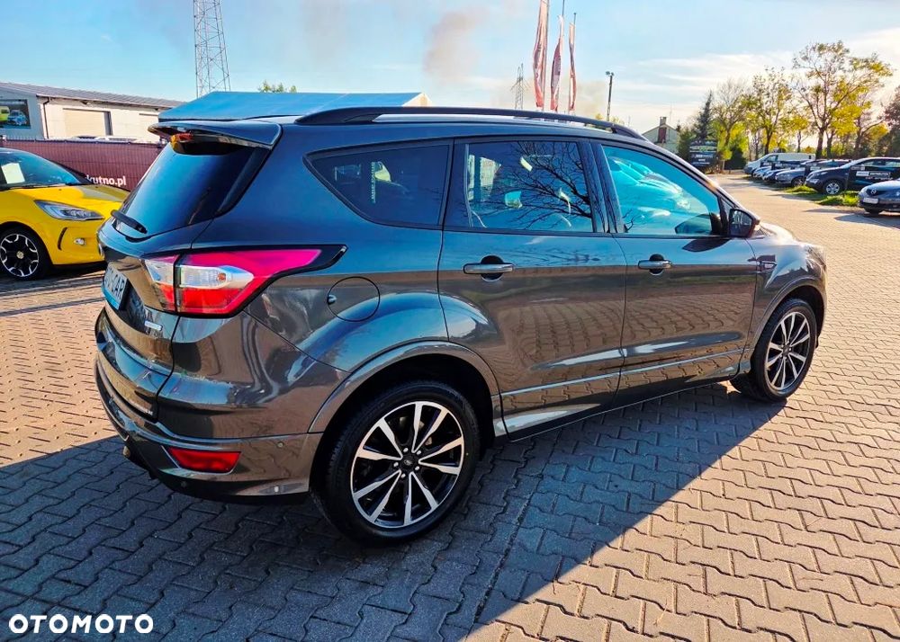 Ford Kuga 1.5 EcoBoost 2x4 ST-Line - 7