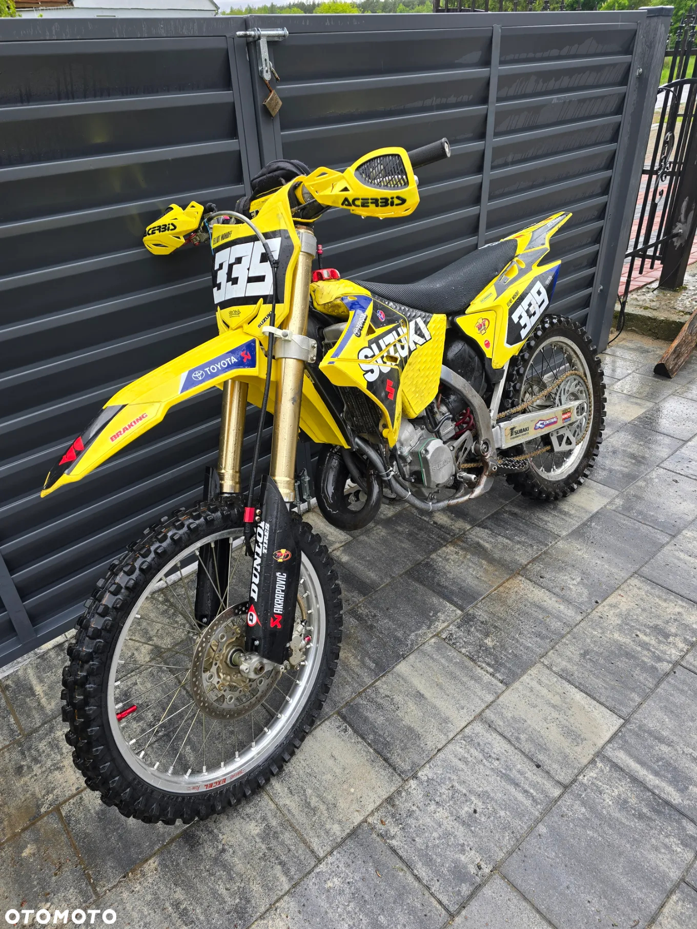 Suzuki RM