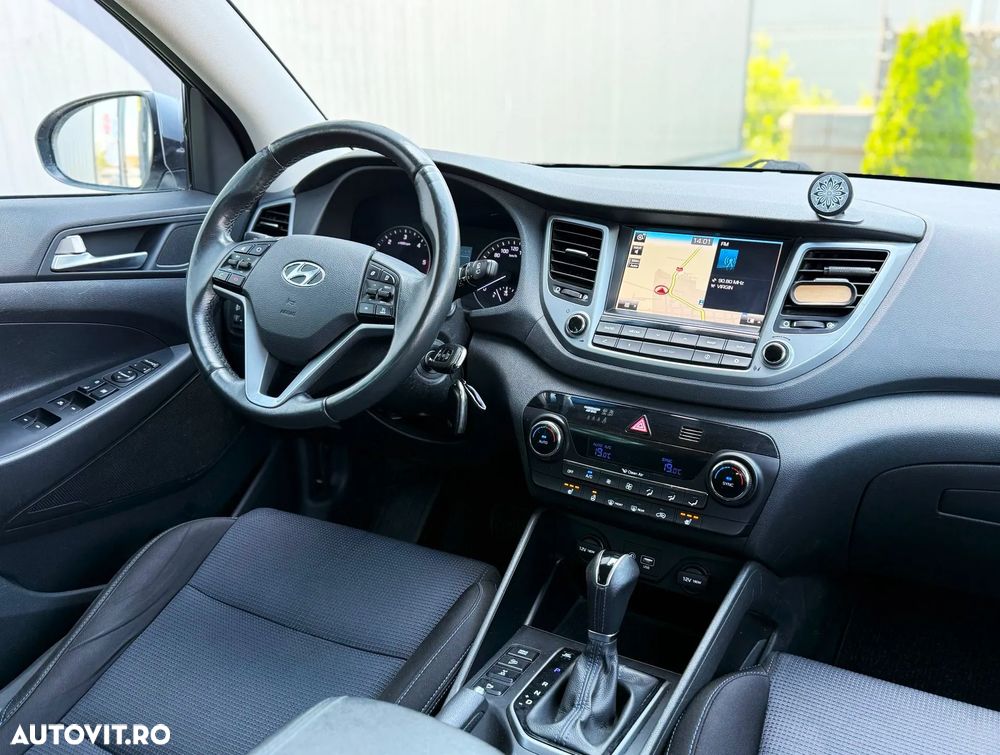 Hyundai Tucson 2.0 CRDI 4WD Automatik Advantage - 9