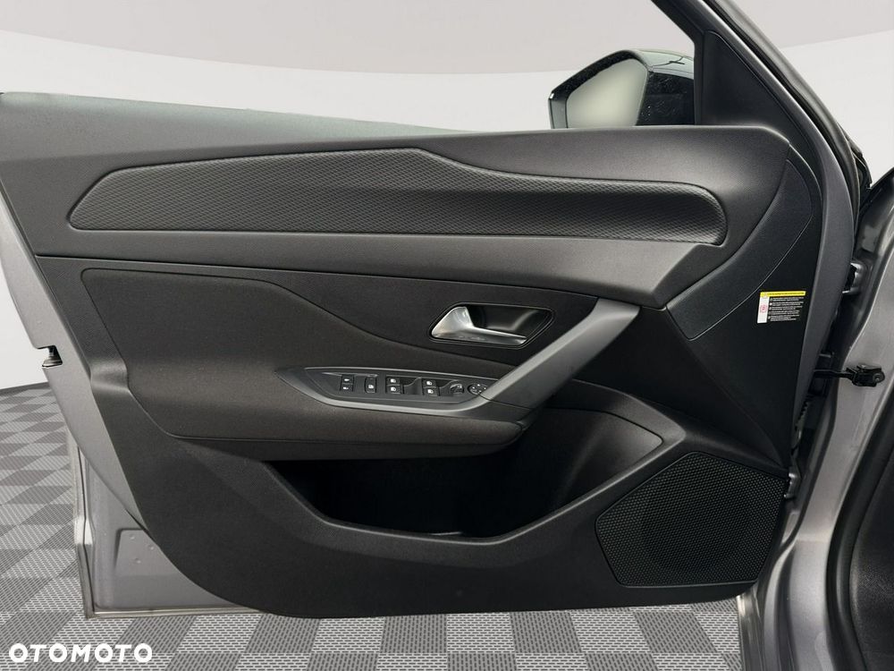 Peugeot 308 1.2 PureTech Active Pack S&S EAT8 - 11