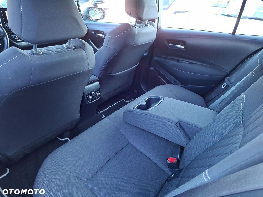 Toyota Corolla 1.8 Hybrid Comfort - 13