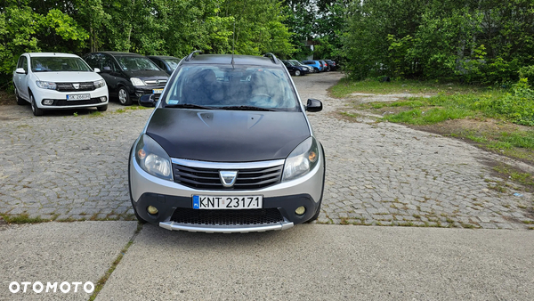 Dacia Sandero 1.6 Laureate