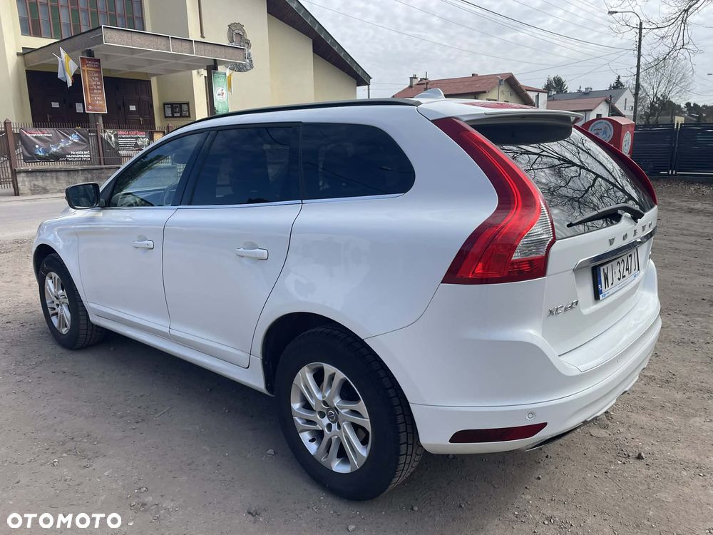 Volvo XC 60 - 4