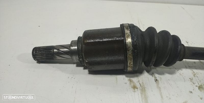 Transmissão Frente Direita Nissan Micra Iii (K12) - 2