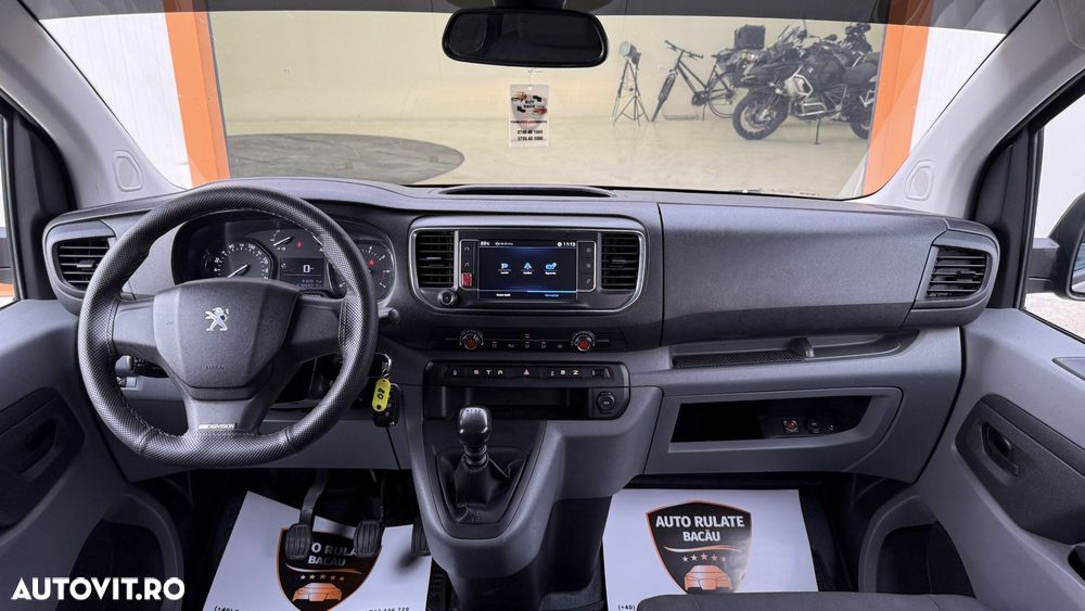 Peugeot Expert - 8