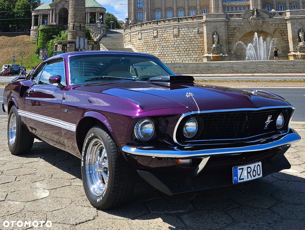 Ford Mustang - 2