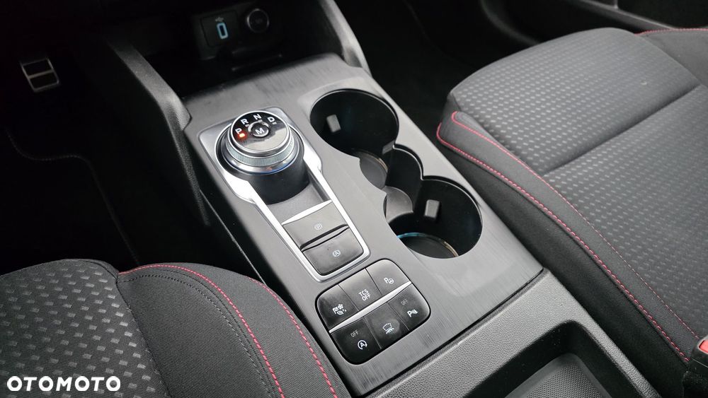 Ford Focus 1.5 EcoBlue Start-Stopp-System ST-LINE X - 29