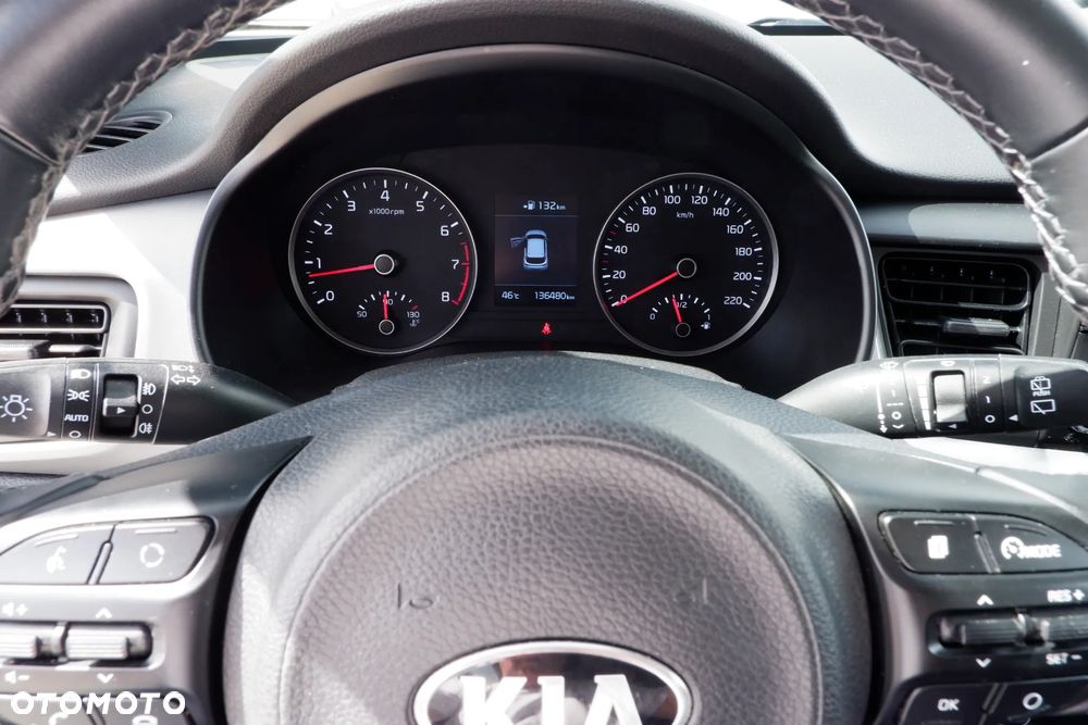 Kia Stonic 1.4 L - 16