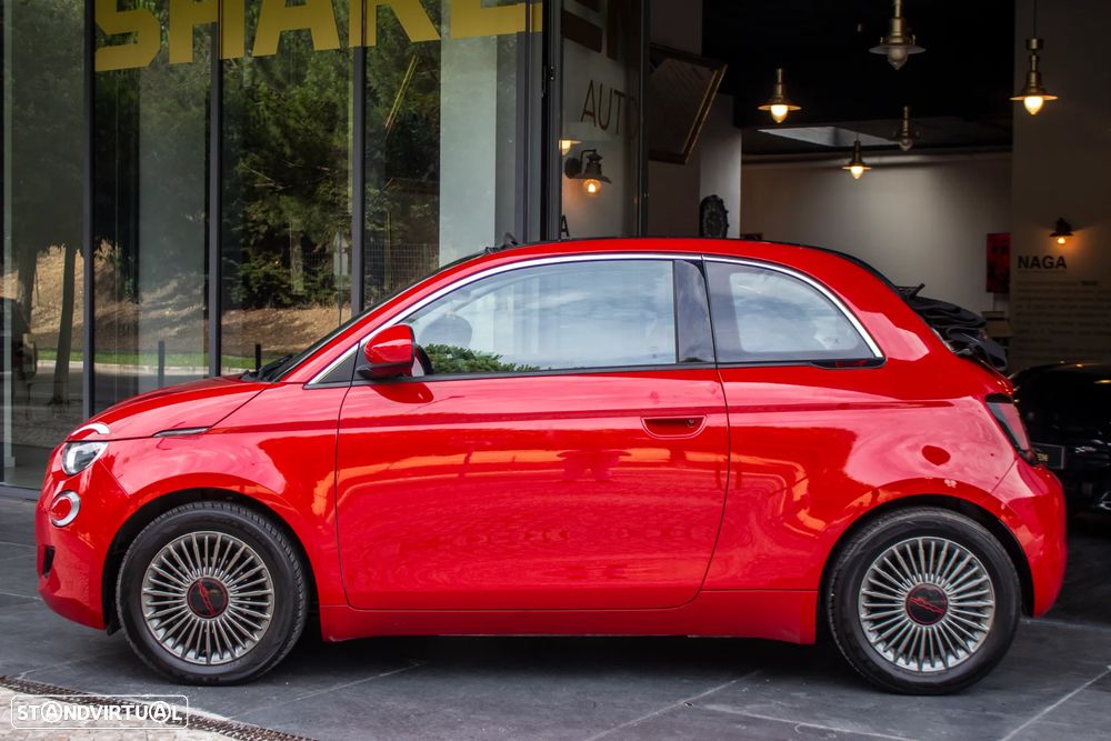Fiat 500e C (RED) - 2