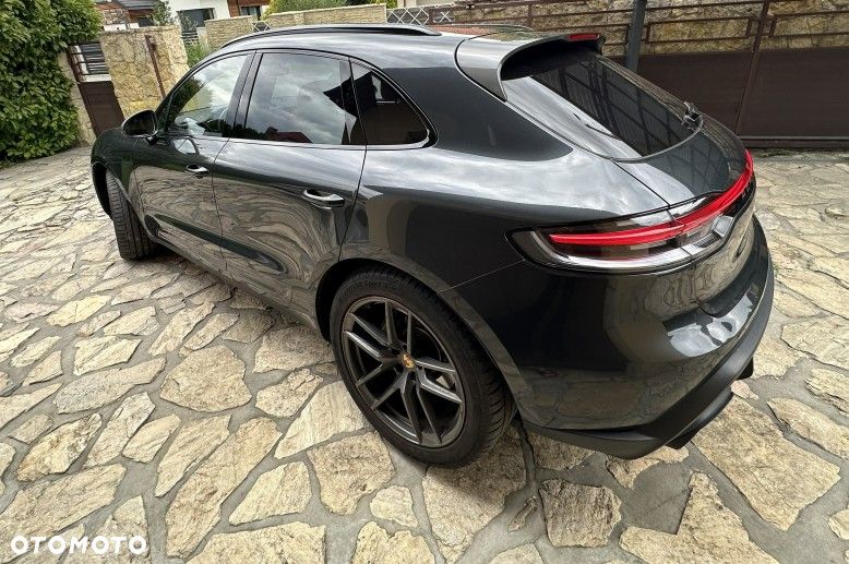 Porsche Macan T - 6