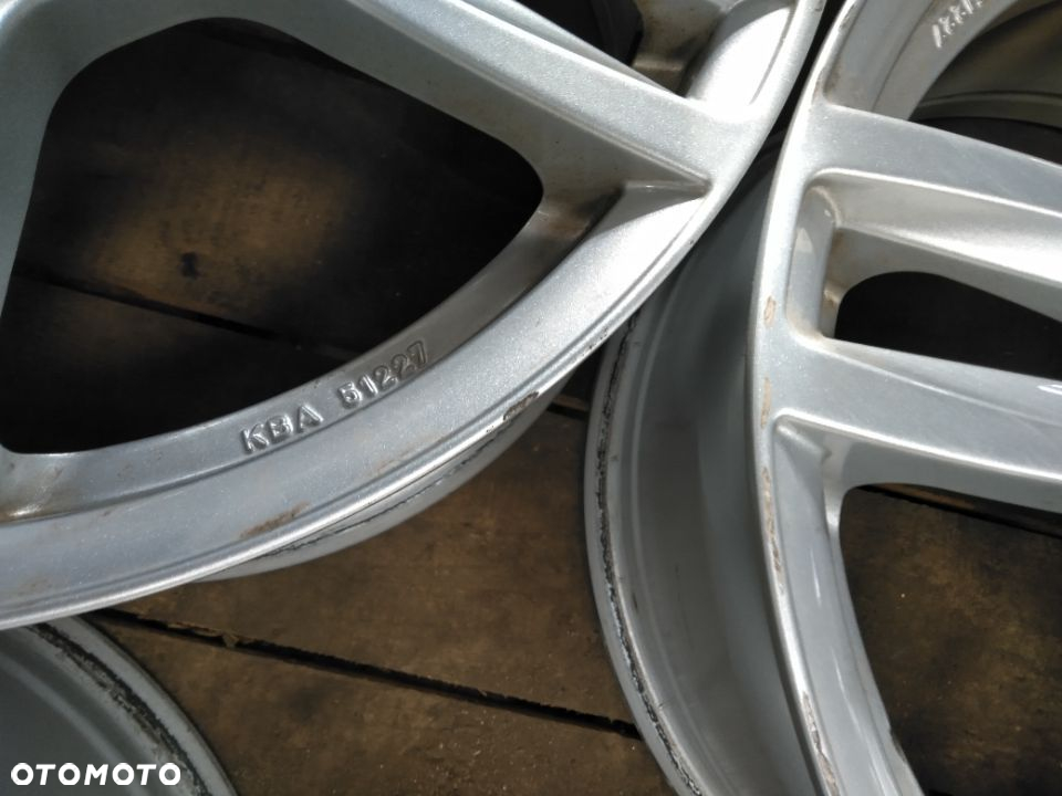 Felgi BMW F40 5x112 ET57 18 - 5