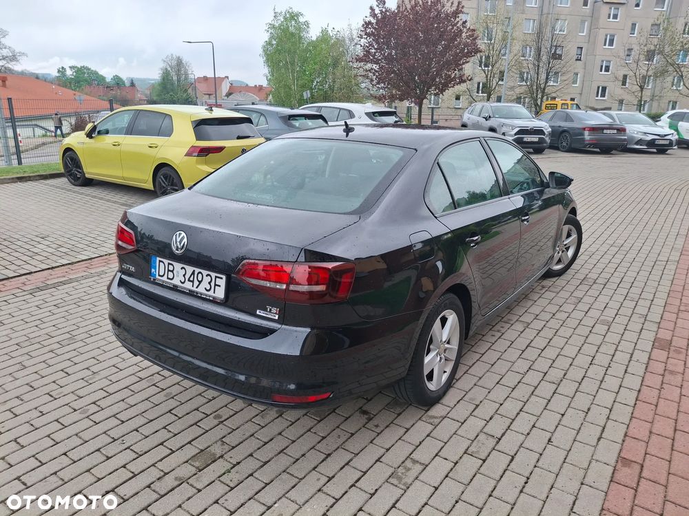 Volkswagen Jetta 1.4 TSI BMT Comfortline - 11