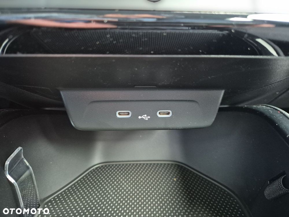 Skoda Fabia 1.0 TSI Drive DSG - 34