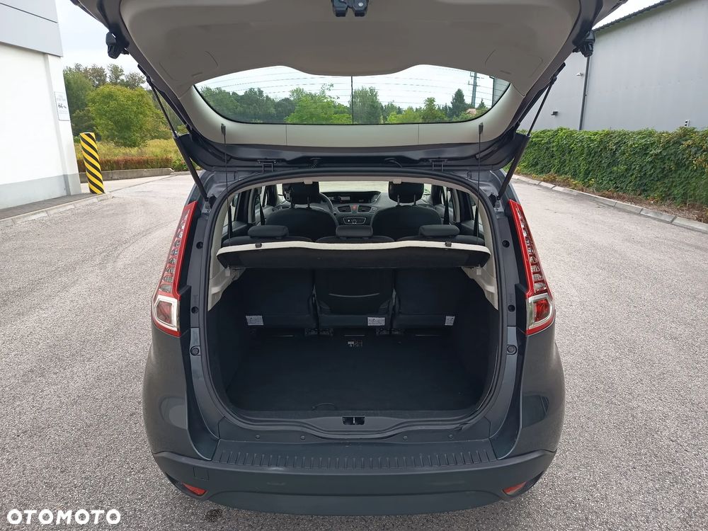 Renault Scenic 1.6 16V 110 TomTom Edition - 30