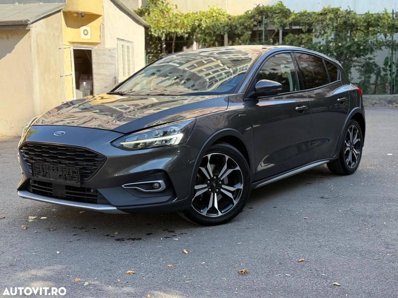 Ford Focus 1.5 EcoBoost Start-Stopp-System ACTIVE - 1