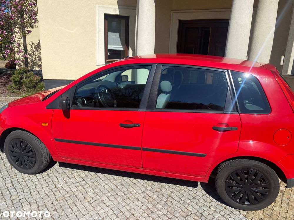 Ford Fiesta ver-1-3 - 6