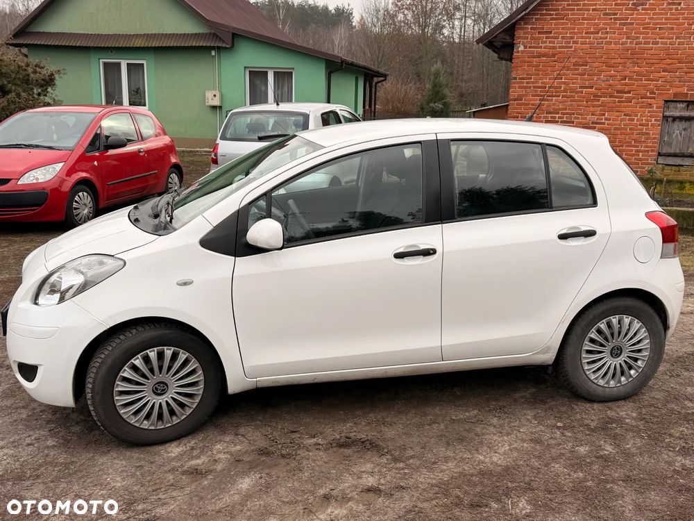 Toyota Yaris - 3