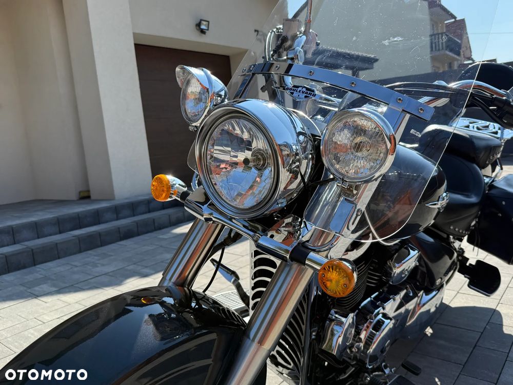 Suzuki VL 800 Volusia - Boulevard C50 - 15