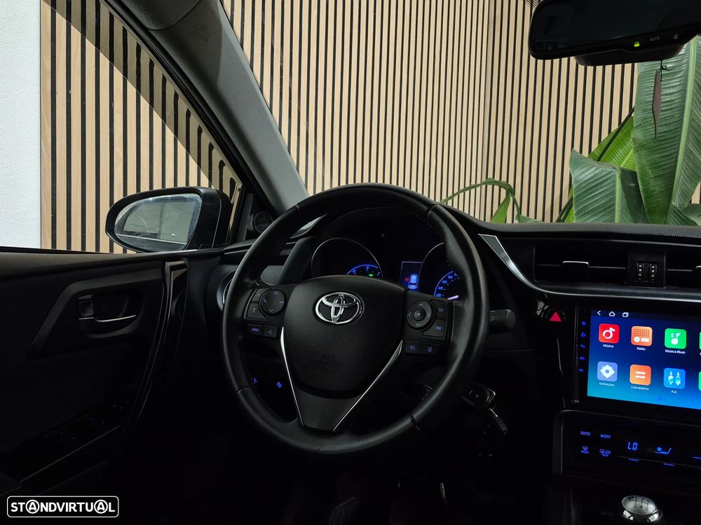 Toyota Auris Touring Sports 1.4 D-4D Comfort+Pack Sport - 31
