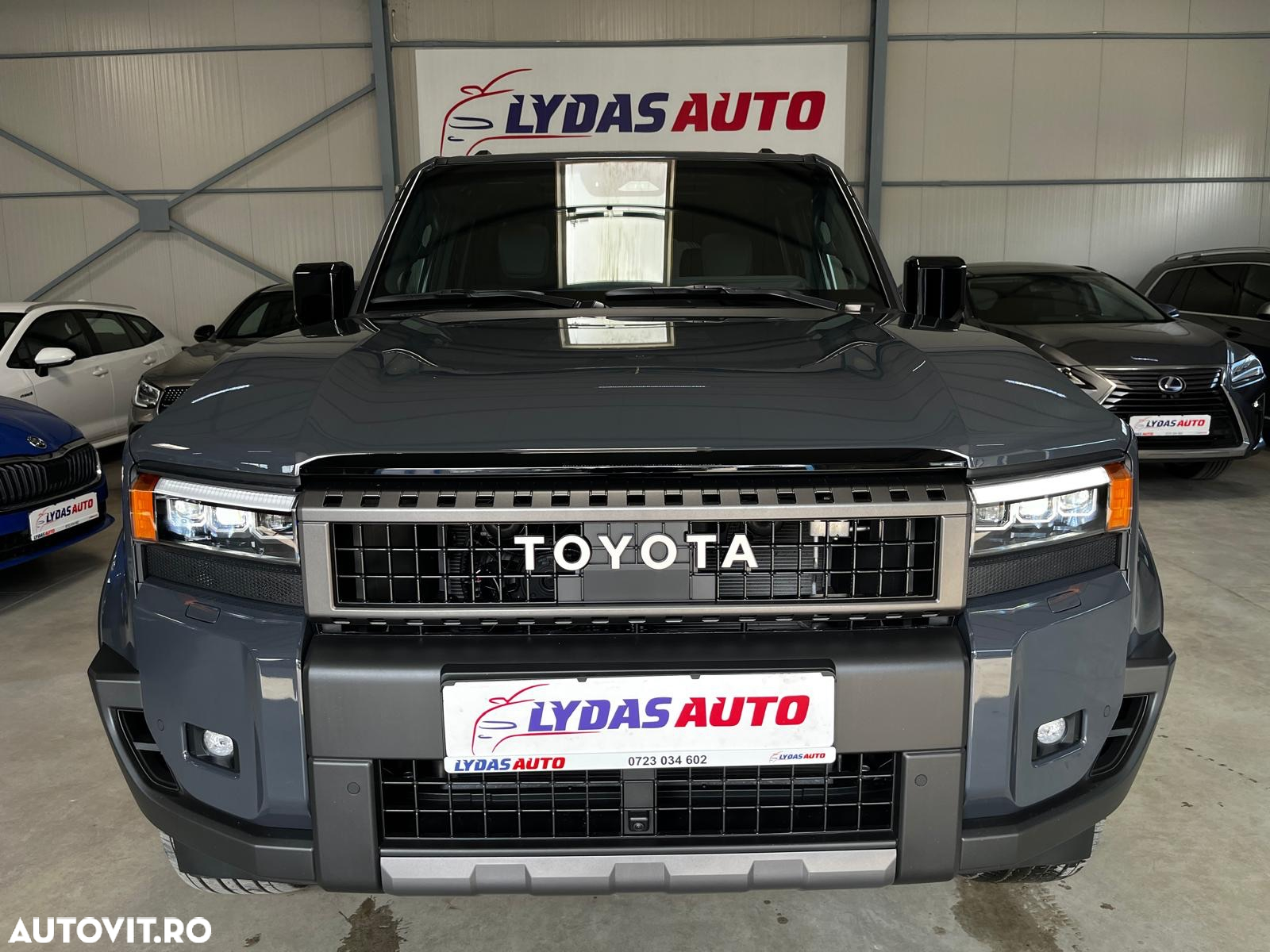 Toyota Land Cruiser 2.8l D-4D 204 CP A/T 7 locuri Luxury AVS Black - 6