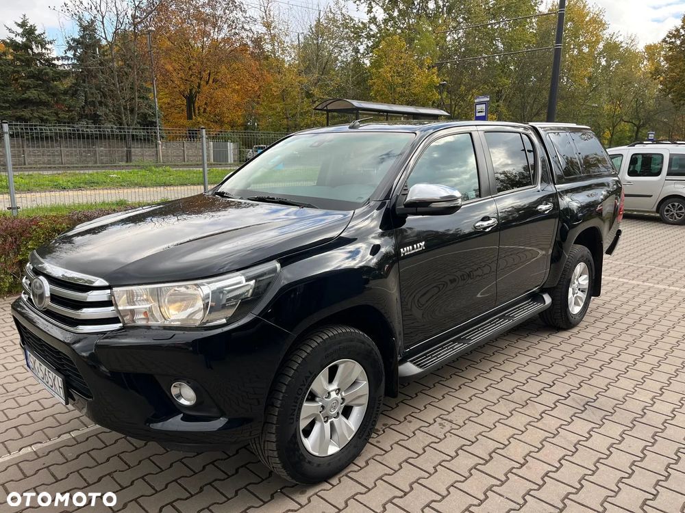 Toyota Hilux 2.4 D-4D Double Cab SR 4x4 - 2