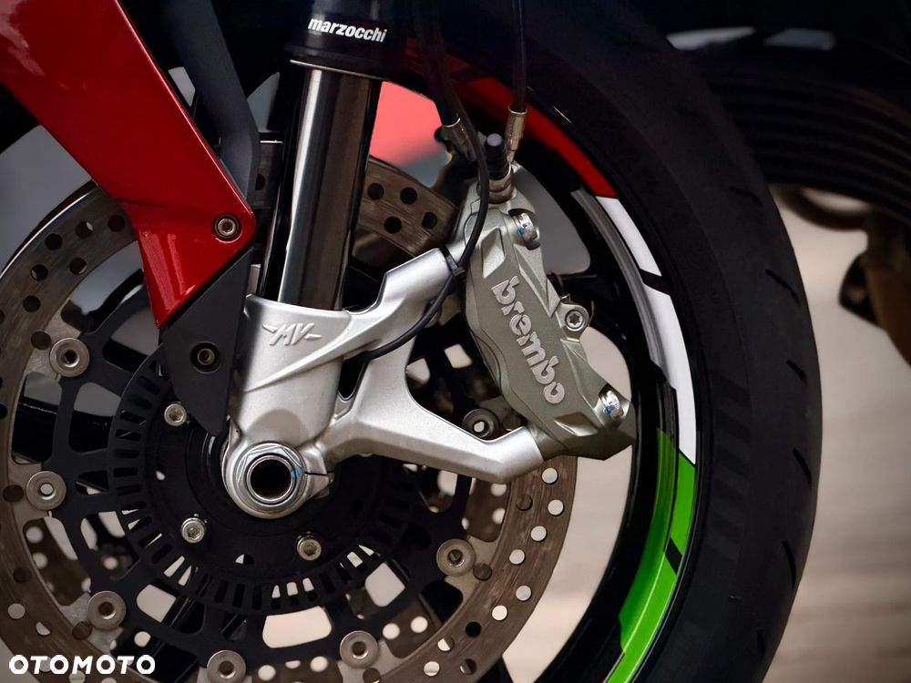 MV AGUSTA Brutale - 12