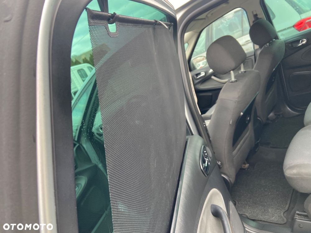 Ford S-Max 2.0 TDCi DPF Titanium - 19