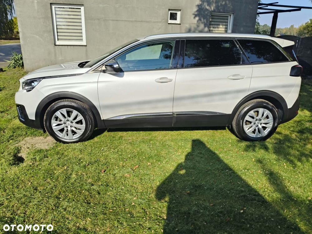 Peugeot 5008 - 4