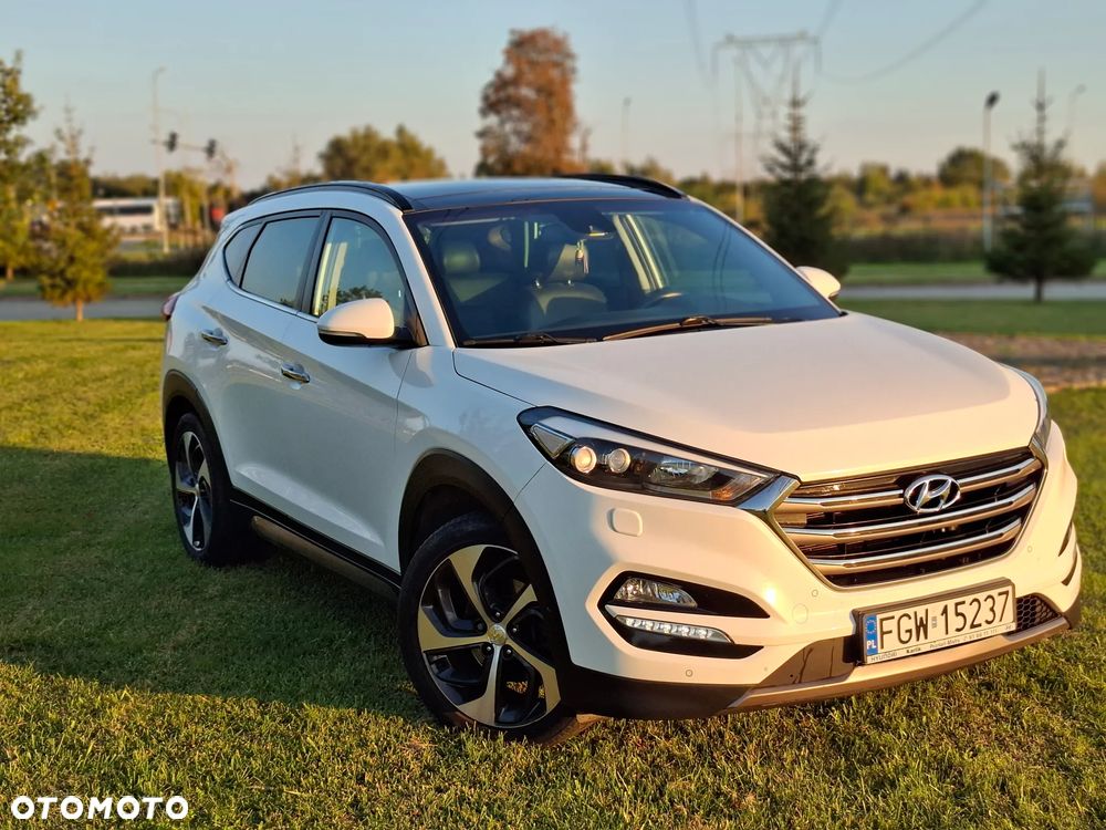 Hyundai Tucson 2.0 CRDi 4WD Automatik Intro Edition - 2