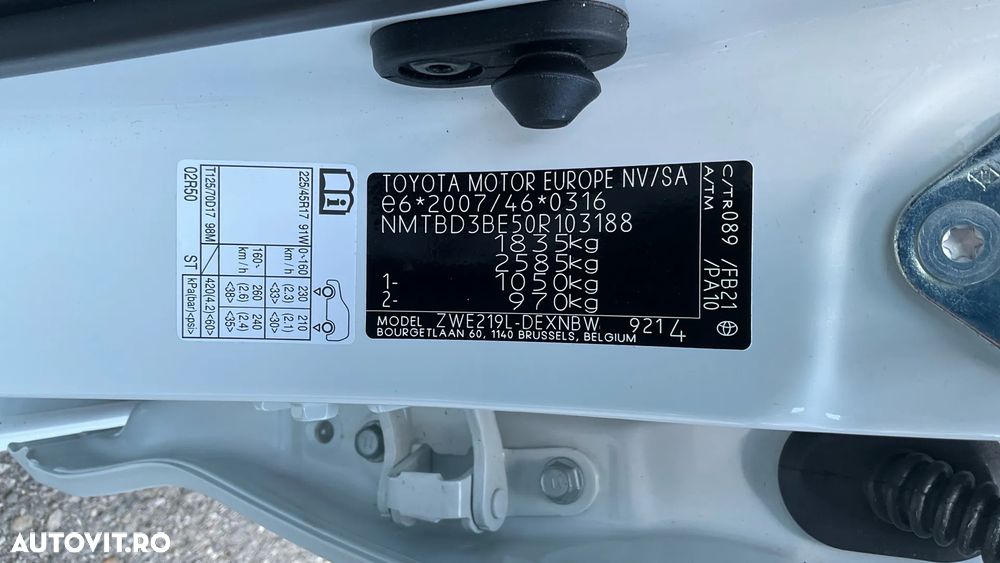 Toyota Corolla 1.8 HSD Dynamic - 33