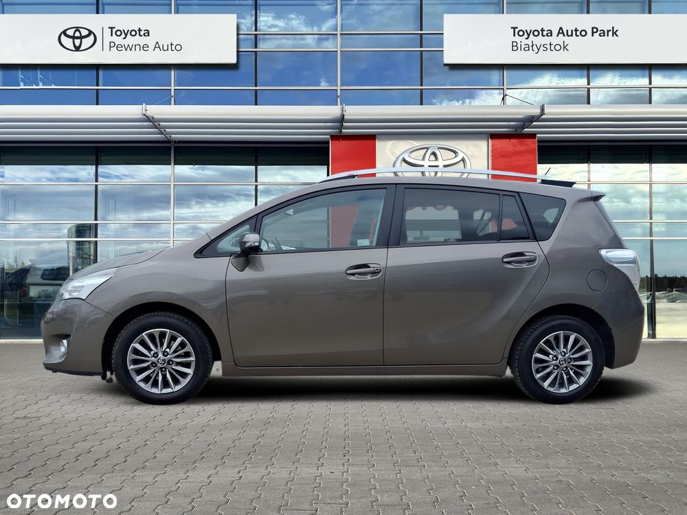 Toyota Verso 1.8 Premium EU6 - 2