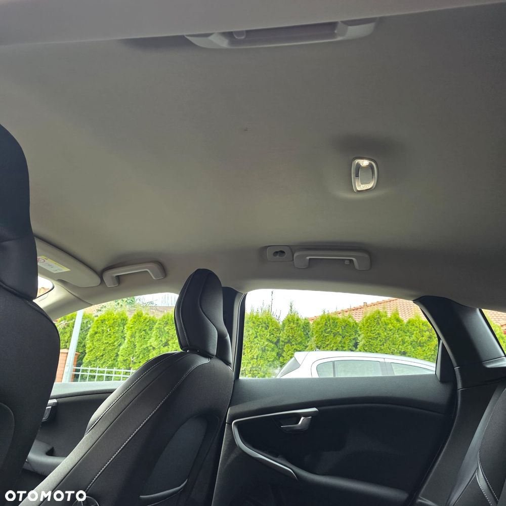 Volvo V40 D3 Drive-E Kinetic - 10