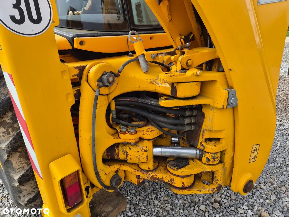 JCB 3CX - 4