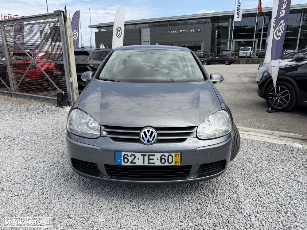 VW Golf 1.9 TDi BlueM. Confortline - 4