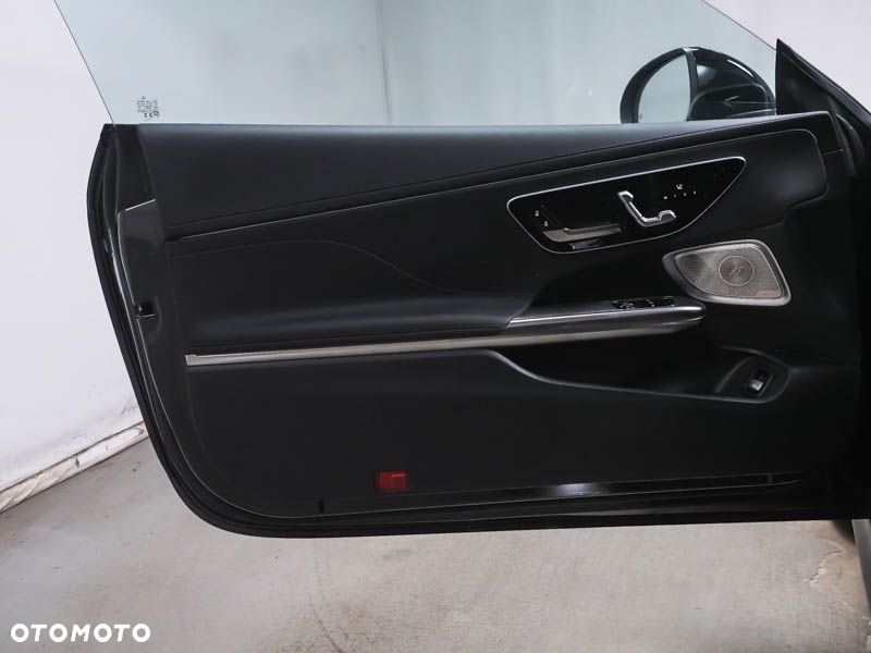 Mercedes-Benz CLE 200 4Matic 9G-TRONIC Edition AMG Line - 6