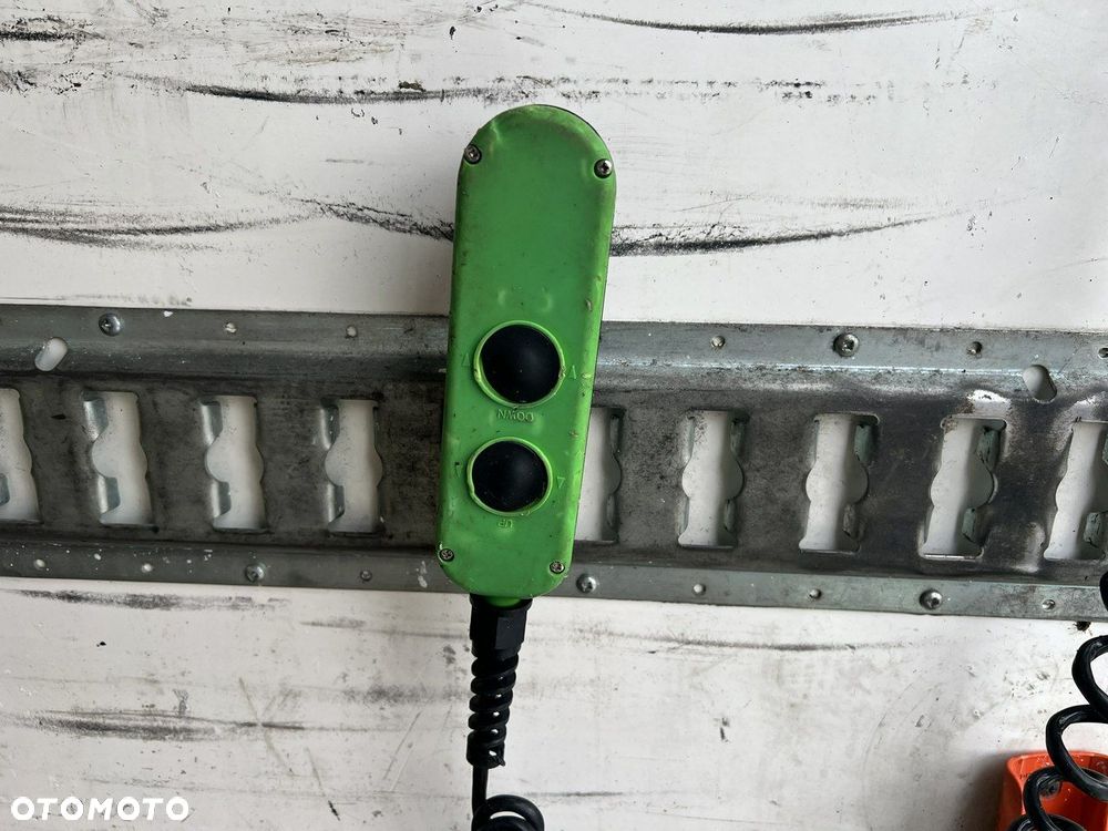 Mercedes-Benz ANTOS 1830 Kontener 19 EP Sprowadzony Euro 6 - 26