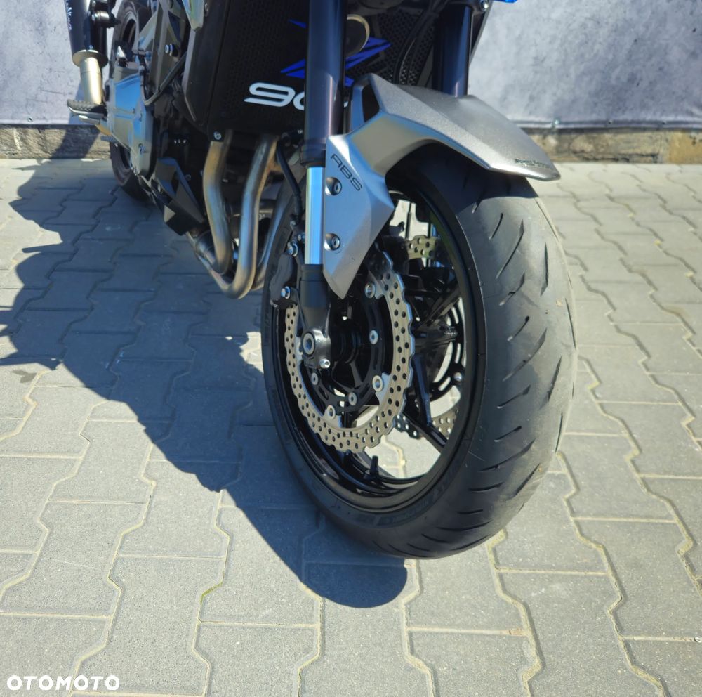 Kawasaki Z 900 - 31