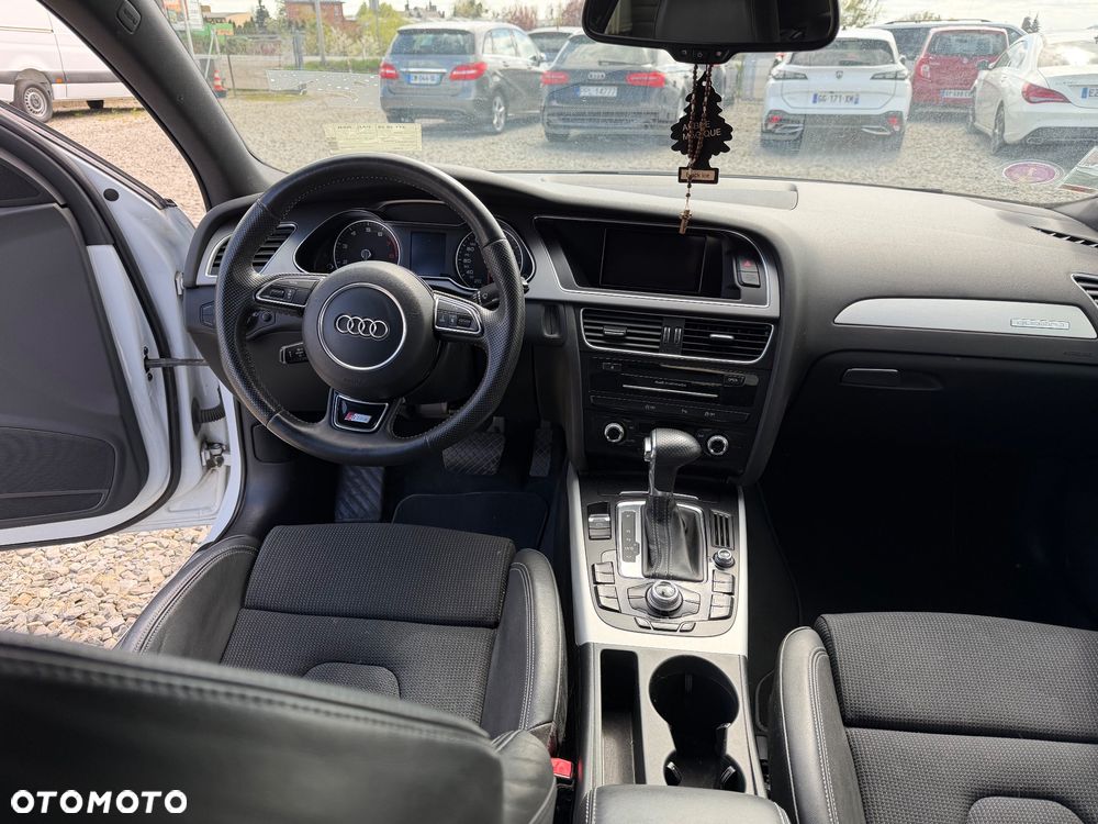 Audi A4 Limousine 2.0 TFSI quattro S tronic S line Sportpaket - 9