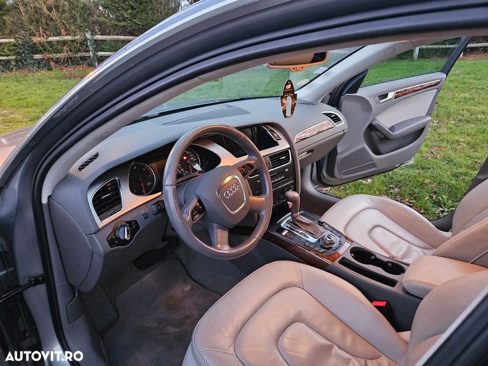 Audi A4 2.0 TDI Multitronic Avant - 33