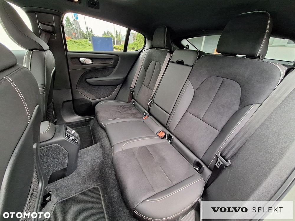 Volvo C40 - 12