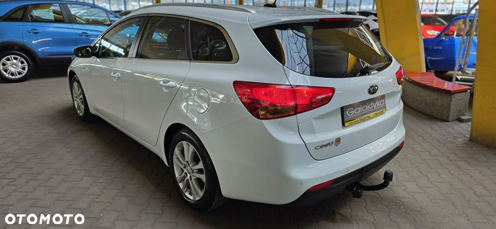 Kia Ceed - 7