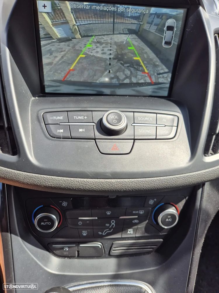 Ford Kuga 1.5 TDCi Titanium - 9