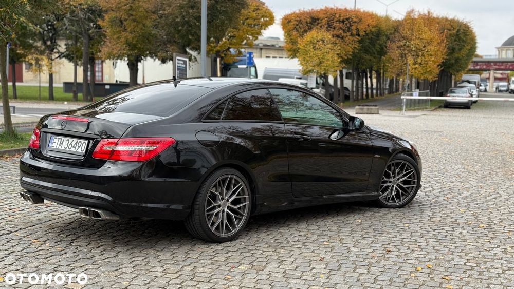 Mercedes-Benz Klasa E 350 CGI BlueEffICIENCY - 8