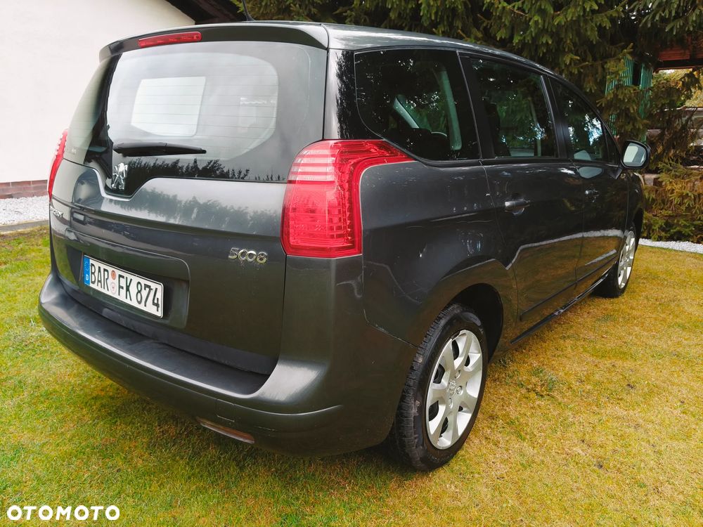 Peugeot 5008 1.6 BlueHDi Allure - 4