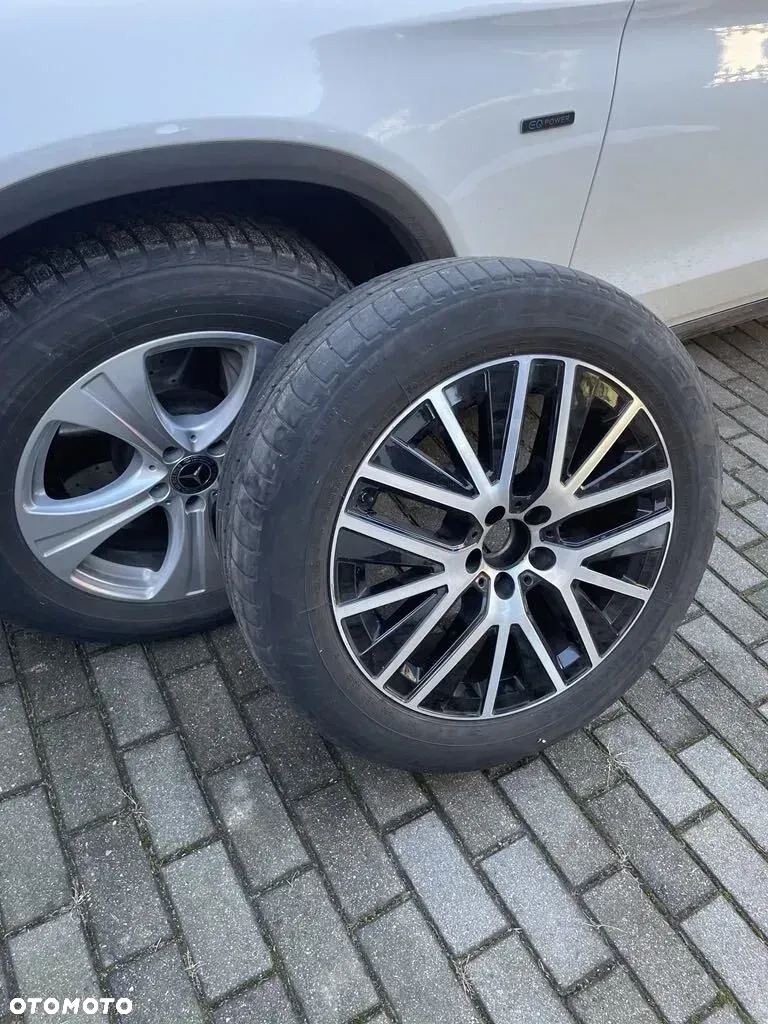 Mercedes-Benz GLC Coupe 300 e 4-Matic - 29